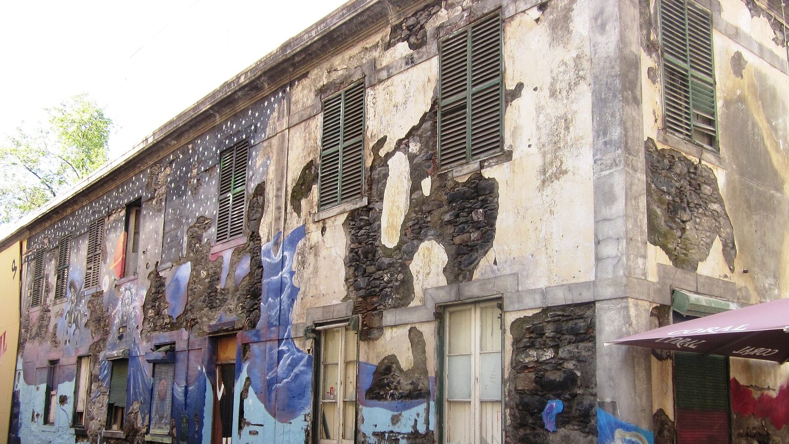 How is a rented property valued?
